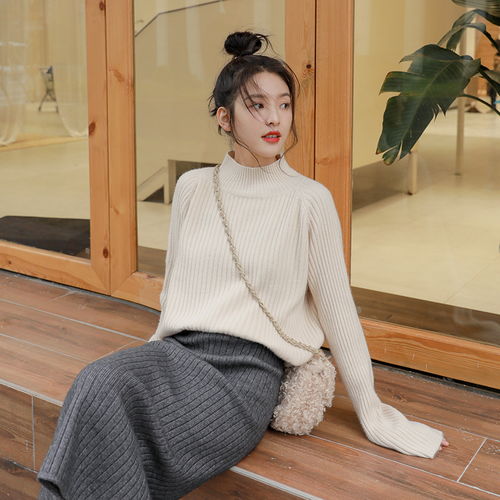 今年流行慵懶風毛衣,洋氣百搭又顯年輕,氣質絕不輸80后